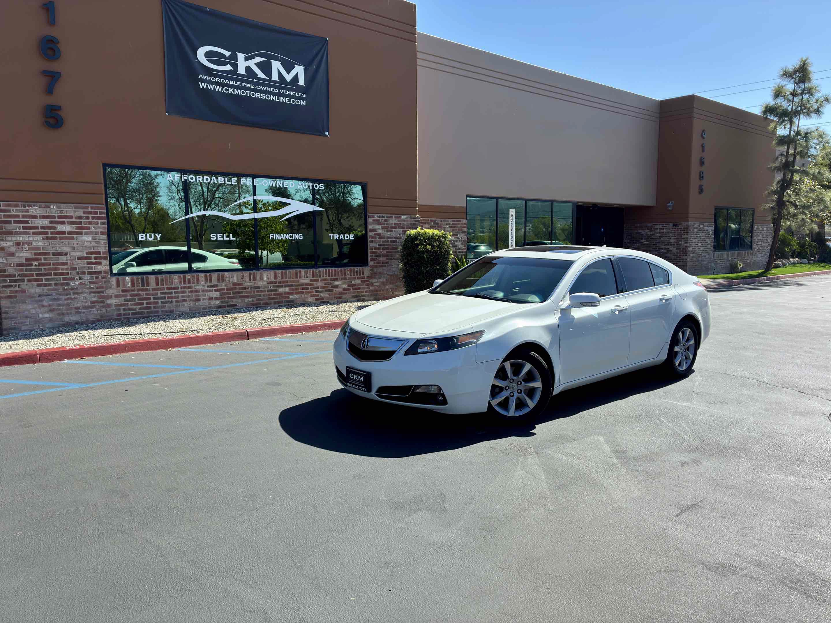 Used 2014 Acura TL w/ Technology Package FWD image 2