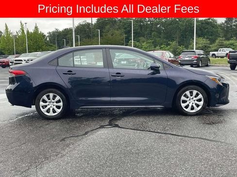 Used 2024 Toyota Corolla LE FWD image 6