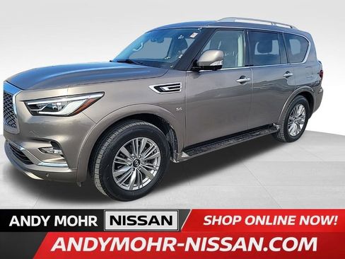 Used 2018 INFINITI QX80 Limited w/ All Season Package image 3