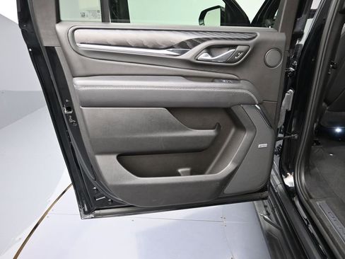 Used 2024 GMC Yukon XL Denali image 26