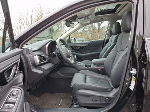 Certified 2025 Subaru Outback Limited image 13