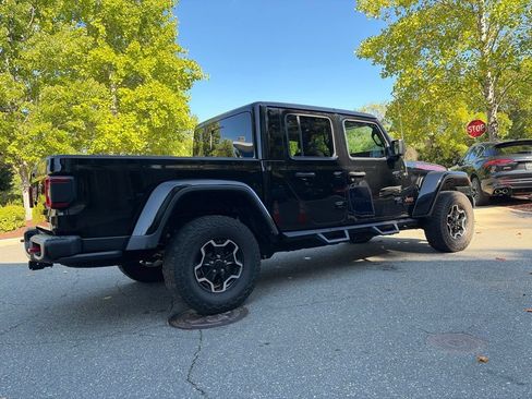 Used 2021 Jeep Gladiator Rubicon AWD/4WD image 3