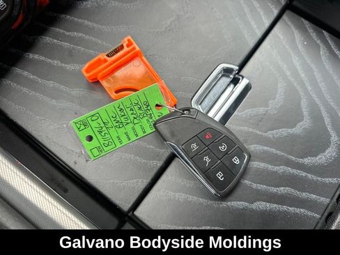 Used 2022 GMC Yukon Denali w/ Denali Premium Package image 26