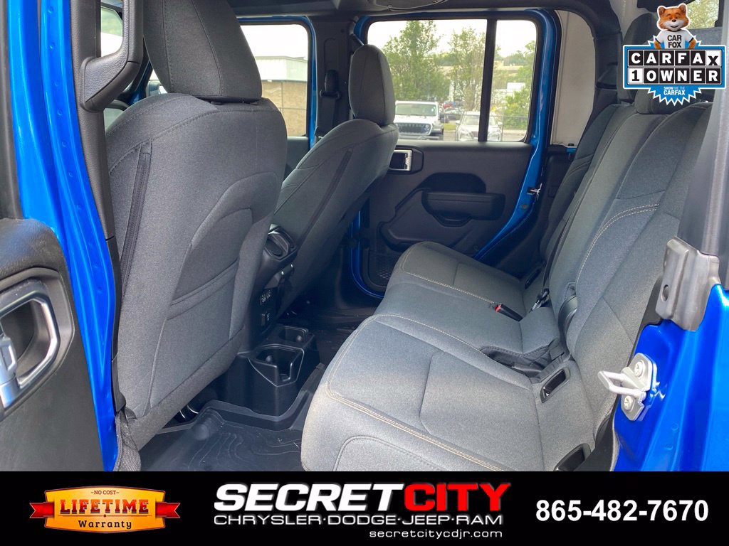 Used 2025 Jeep Gladiator Sport AWD/4WD image 10