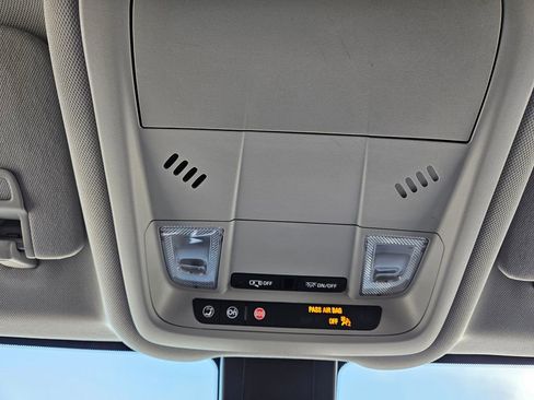 Used 2022 Chevrolet Equinox LT image 19