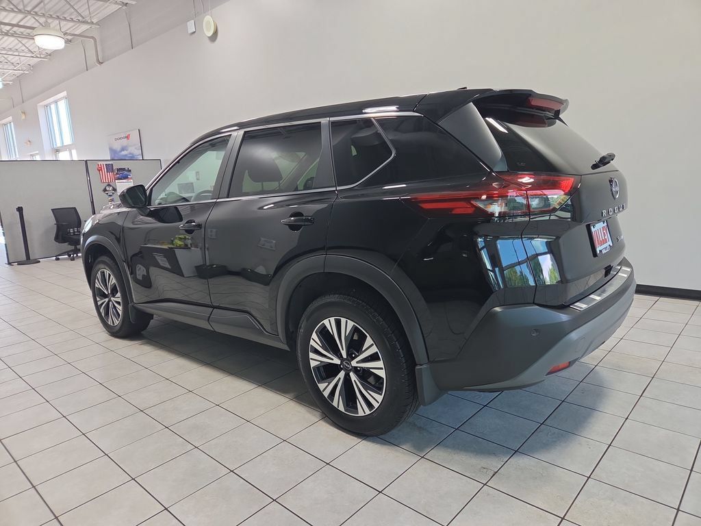 Used 2023 Nissan Rogue SV AWD/4WD image 10