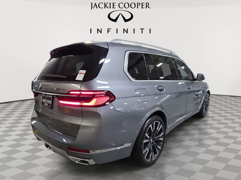 Used 2024 BMW X7 xDrive40i AWD/4WD image 5