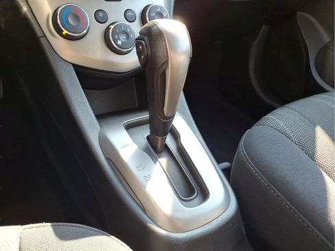 Used 2014 Chevrolet Sonic LT FWD image 15