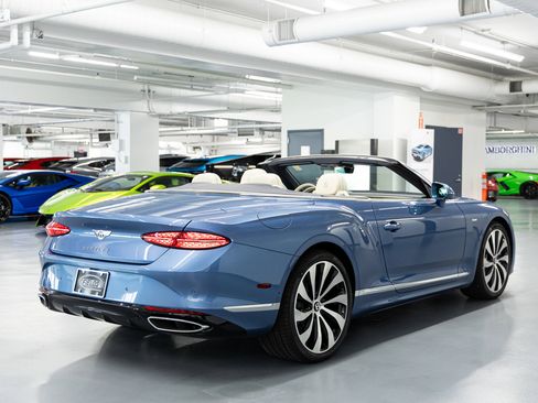 New 2026 Bentley Continental GTC AWD/4WD image 5