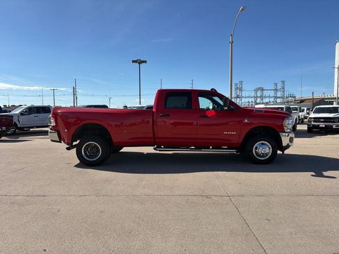 Used 2021 RAM 3500 Tradesman AWD/4WD image 4