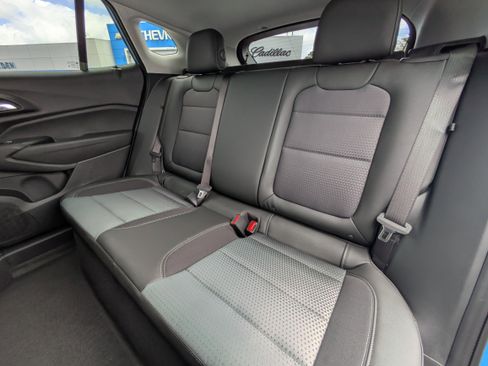 New 2026 Chevrolet Trax LT image 8