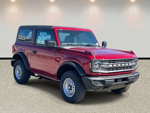 New 2026 Ford Bronco 2-Door AWD/4WD image 3