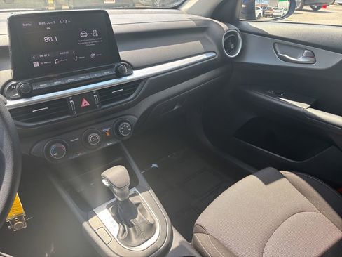 Used 2023 Kia Forte LXS FWD image 42