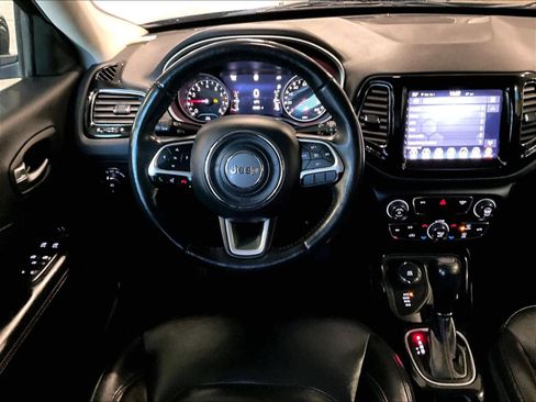 Used 2018 Jeep Compass Limited image 18