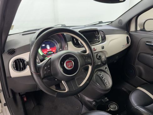 Used 2017 FIAT 500 e image 4