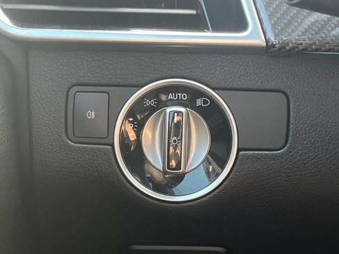 Certified 2018 Mercedes-Benz GLE 43 AMG 4MATIC image 39