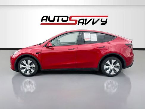 Used 2023 Tesla Model Y Long Range AWD/4WD image 4
