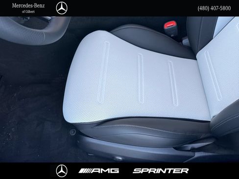 New 2026 Mercedes-Benz E 53 AMG e 4MATIC Sedan image 16