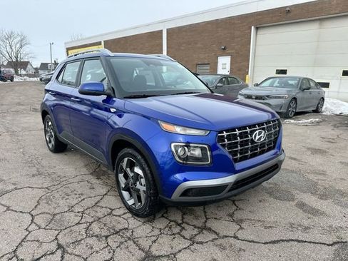 New 2026 Hyundai Venue SEL image 11