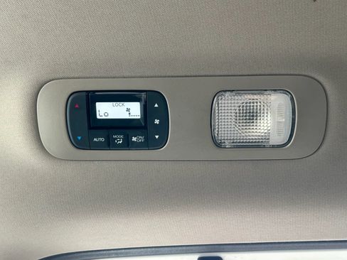 Used 2019 Honda Odyssey Elite image 32