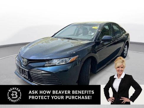 Used 2018 Toyota Camry XLE image 1
