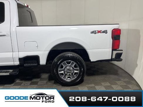 Certified 2023 Ford F250 Lariat AWD/4WD image 5
