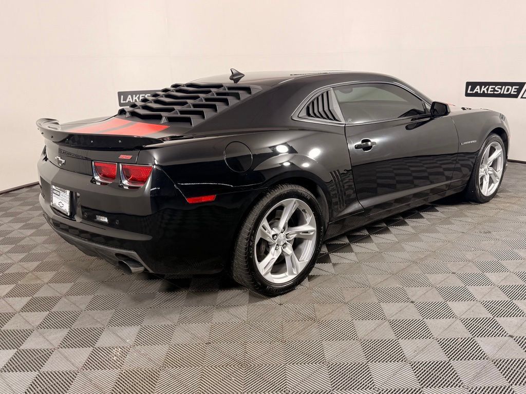 Used 2010 Chevrolet Camaro SS w/ RS Package RWD image 6