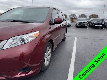 Certified 2015 Toyota Sienna LE