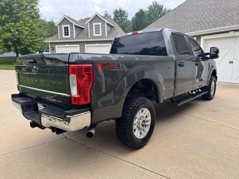 Used 2019 Ford F250 XL w/ STX Appearance Package AWD/4WD image 6