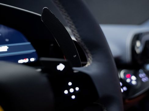 Used 2024 Ferrari Purosangue image 59