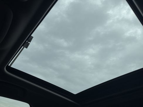 Used 2022 Subaru Forester Premium image 28