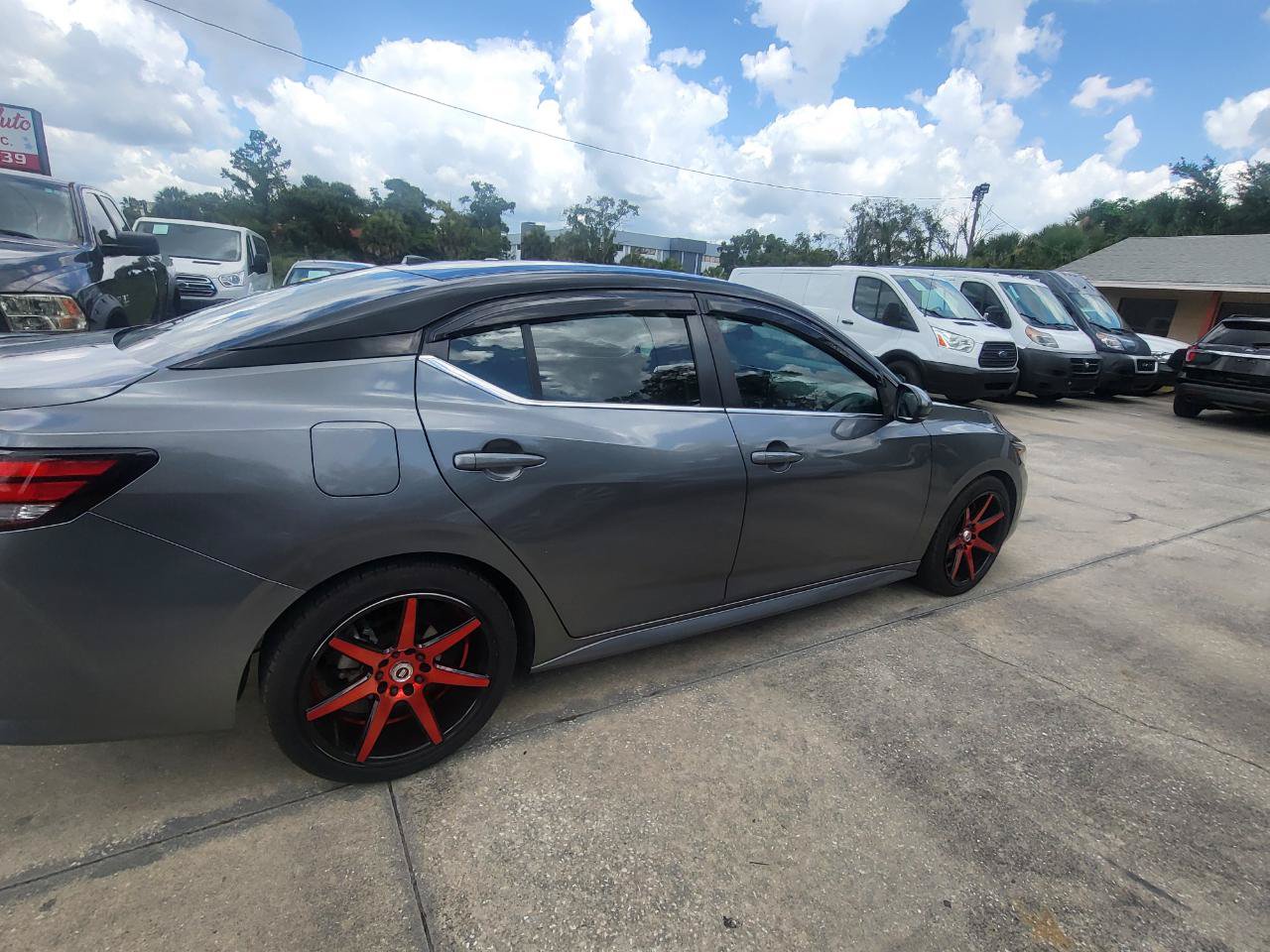 Used 2021 Nissan Sentra SR FWD image 6