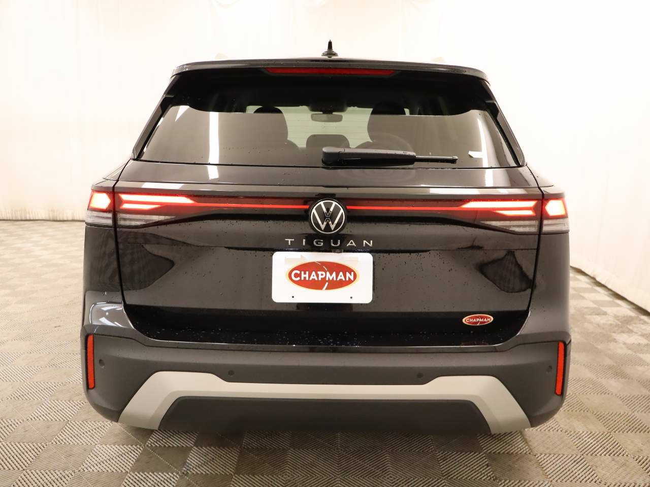 Used 2026 Volkswagen Tiguan S FWD image 5