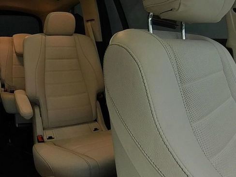 Used 2021 Mercedes-Benz GLS 580 4MATIC image 25
