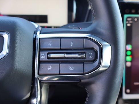 Used 2025 GMC Terrain Elevation image 15