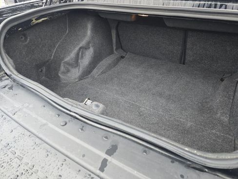 Used 2019 Dodge Challenger SXT image 18