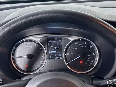 Certified 2022 Nissan Kicks S FWD image 12