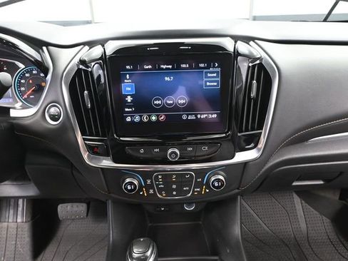 Used 2020 Chevrolet Traverse LT w/ Driver Confidence II Package AWD/4WD image 33