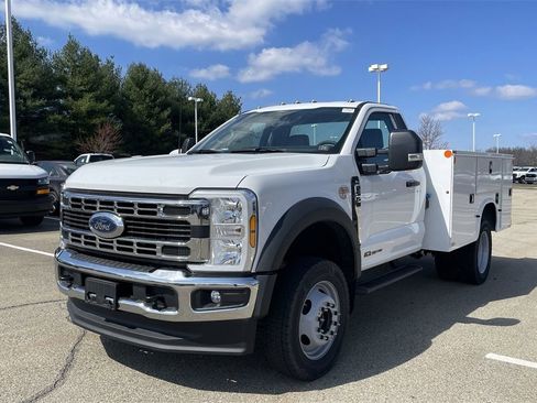 New 2024 Ford F550 4x4 Regular Cab Super Duty image 7