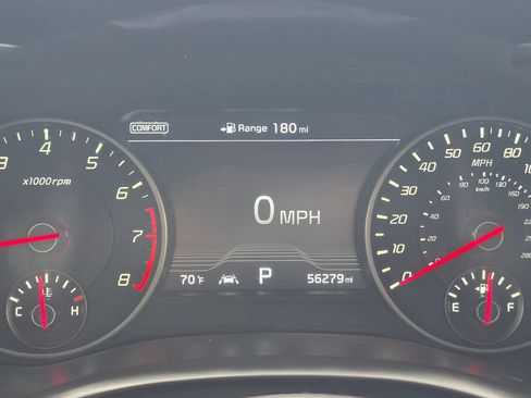 Used 2019 Kia Stinger GT1 AWD/4WD image 17