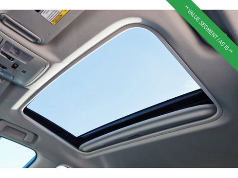 Used 2018 Toyota RAV4 Limited image 31