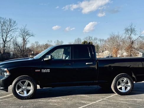 Used 2014 RAM 1500 Express image 2