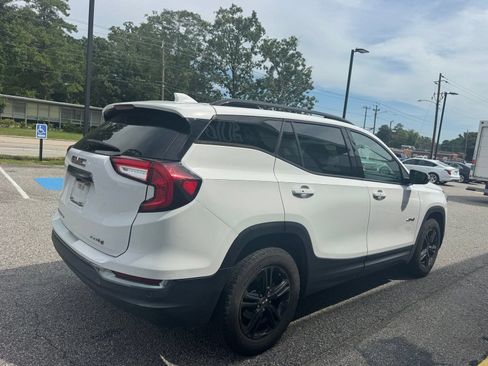 Used 2023 GMC Terrain AT4 w/ Infotainment Package II AWD/4WD image 11