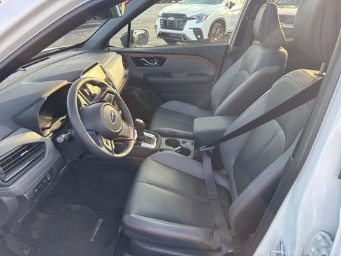 Used 2025 Subaru Forester Sport image 7