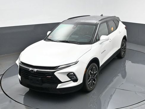 Used 2023 Chevrolet Blazer RS AWD/4WD image 23