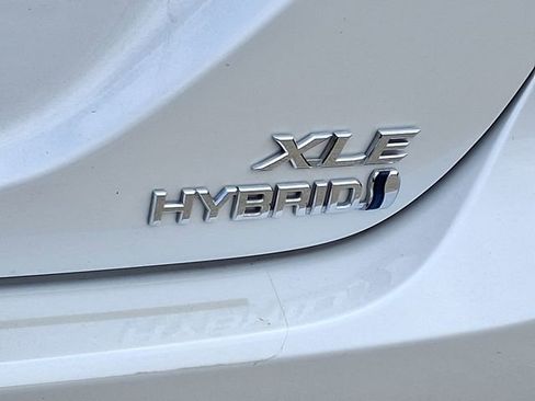 Used 2023 Toyota Camry XLE w/ Navigation Package image 30