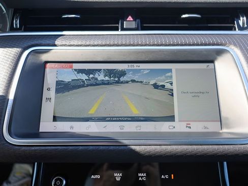 Used 2020 Land Rover Range Rover Evoque S image 17