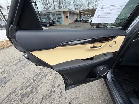 Used 2016 Lexus NX 300h AWD w/ Luxury Package image 20