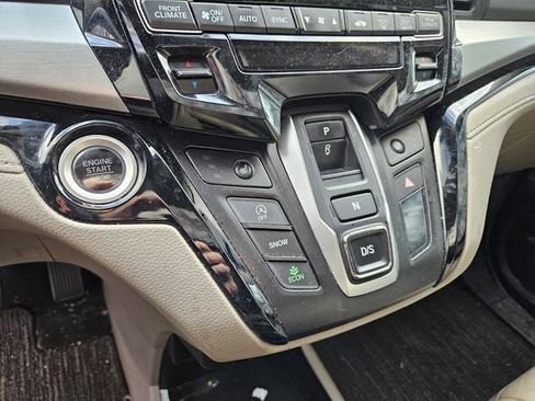 Used 2023 Honda Odyssey Touring image 24