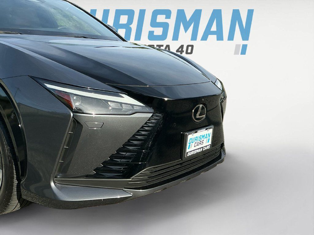Used 2023 Lexus RZ 450e Premium w/ Technology Package AWD/4WD image 22